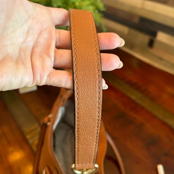 Michael Kors purse - Picture 6 of 10